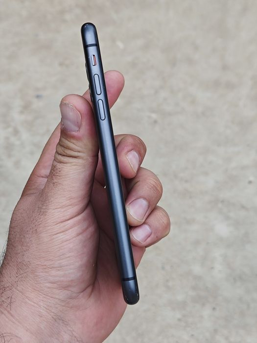 Iphone 11 256 gb. Bez imei