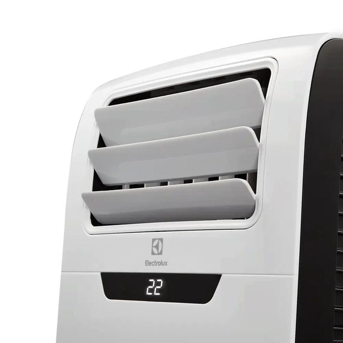 Кондиционер Electrolux EACM-12 FM/N3 белый