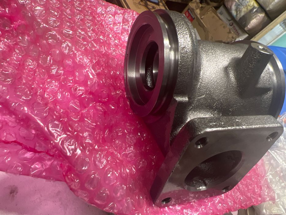 Турбо, цяла турбина, средна част. Ремонт и рециклиране на турбо.