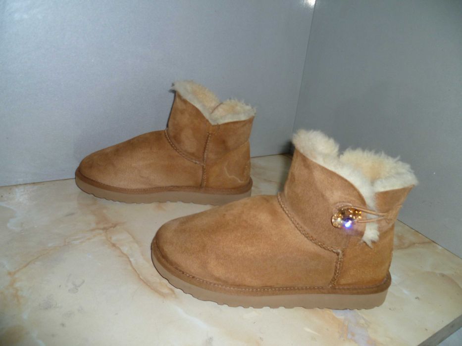 UGG с кристали Сваровски №38