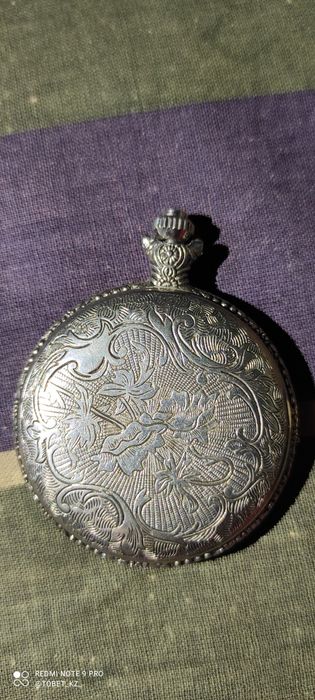 Антикварные часы