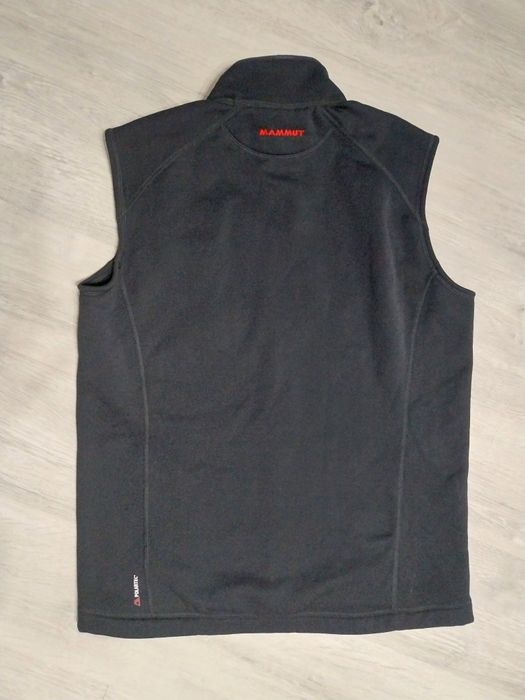 MAMMUT-POLARTEC,оригинален мъжки  елек-2 XL.