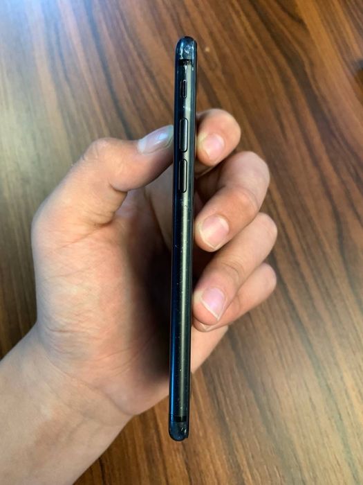 Iphone 7 srocna sotiladi