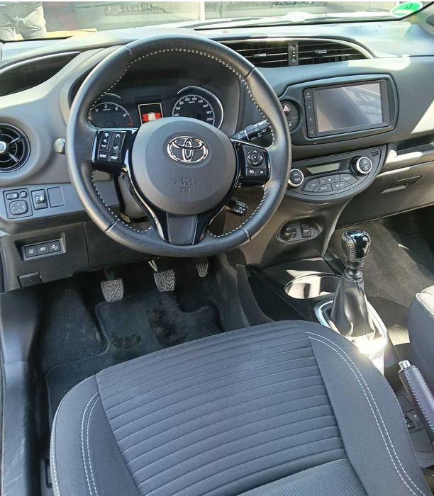 Vand  autoturism TOYOTA YARIS