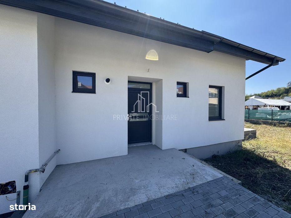 Casa individuală semifinisata, 130 mp, Strada Voinicenilor