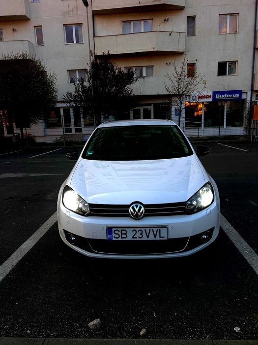 Vând golf 6 1.2 TSI 105 CP, alb, 2 usi