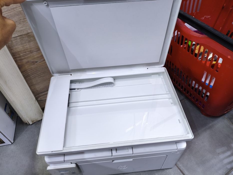 Продам МФУ HP M130a