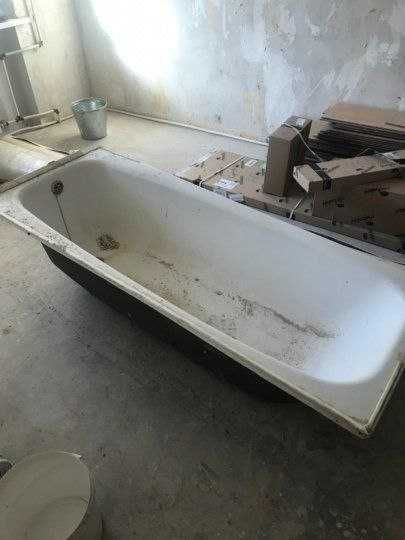 Отдам чугунные ванны 3 шт срочно самовывоз
