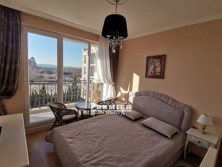 Продава се Тристаен апартамент в Бургас, Акациите - 75 кв.м за 1427 €/кв.м - Снимка #3