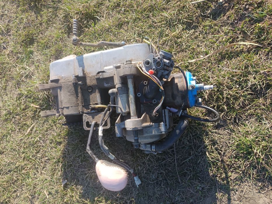 Vând motor Aprilia Am6