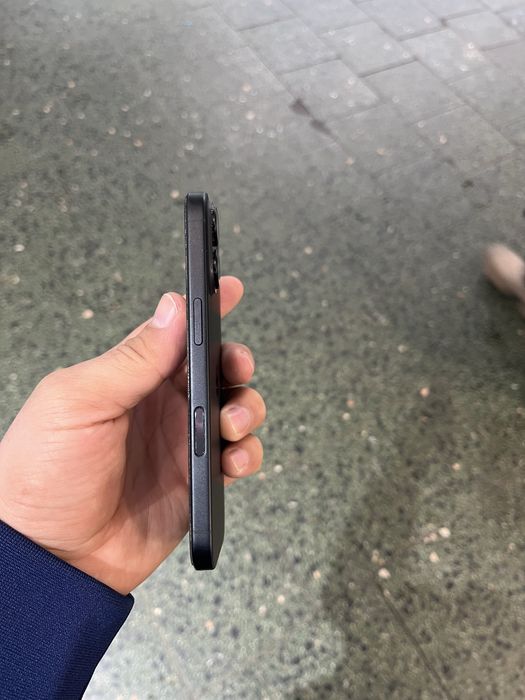 Айфон 16 в отличном состоянии