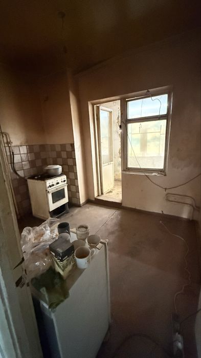 Срочно  Продаётся своя квартира на р-н Сергили о-р базар Ярмарка