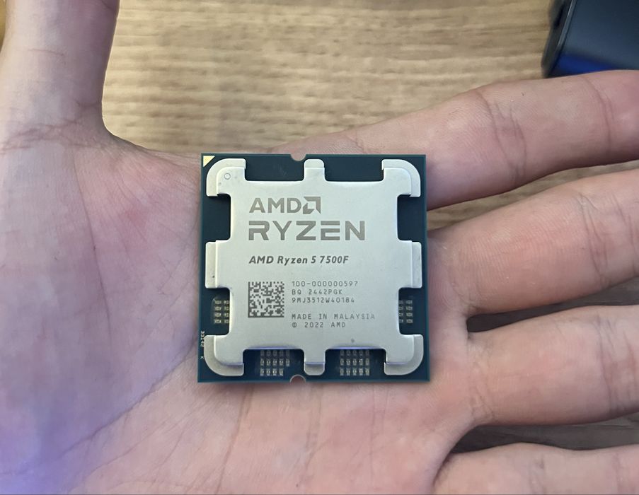 AMD Ryzen 5 7500F