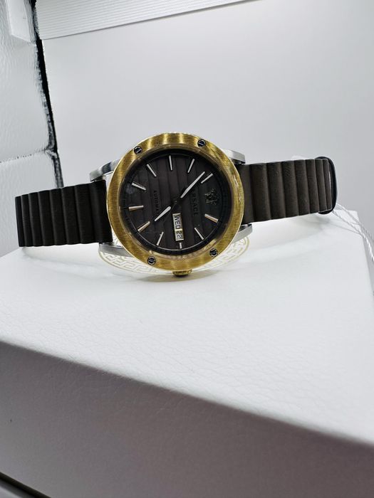 *Чисто Нов* Versace VEDX00219 Theros Automatic