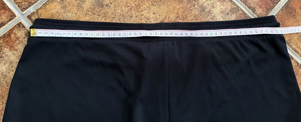Nike pantalbo scurti barbati ,L-XL