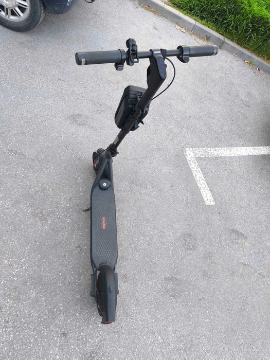 Електрическа тротинетка Ninebot – 35-40 км батерия