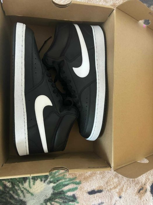 Обувки Nike Court Vision