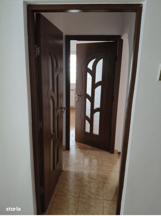 Apartament 4 camere Micro 39, 83 mp