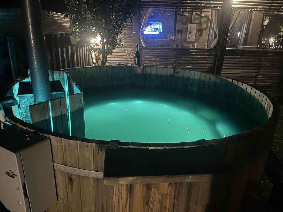 Ciubar de 10 persoane cu hidromasaj