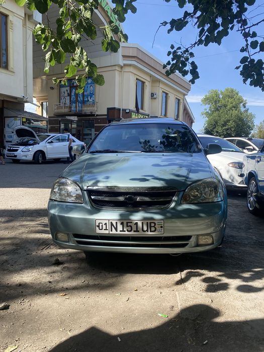 Сдаётся в аренду с выкупом Ласетти автомат коробка
