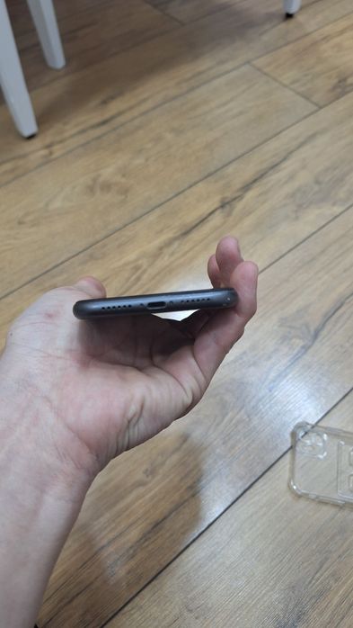 Iphone11  сатылады