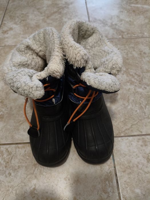 Детски непромокаеми ботуши 34 размер