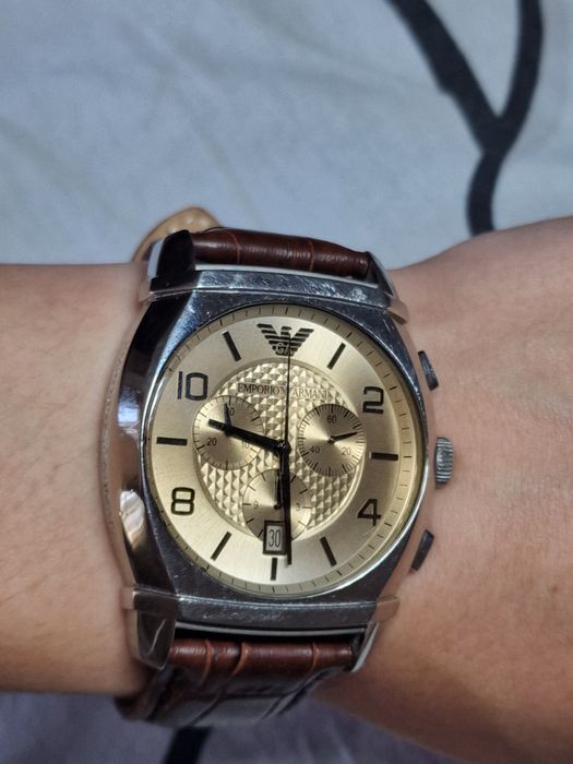 Часы Emporio Armani