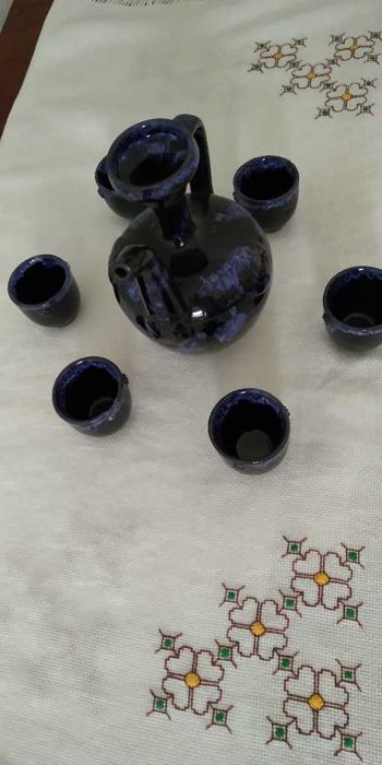 Сервиз за  ракия- Троянска керамика.