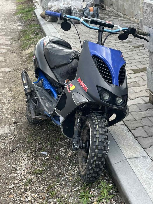 Априлия sr 50 с кит75!!!