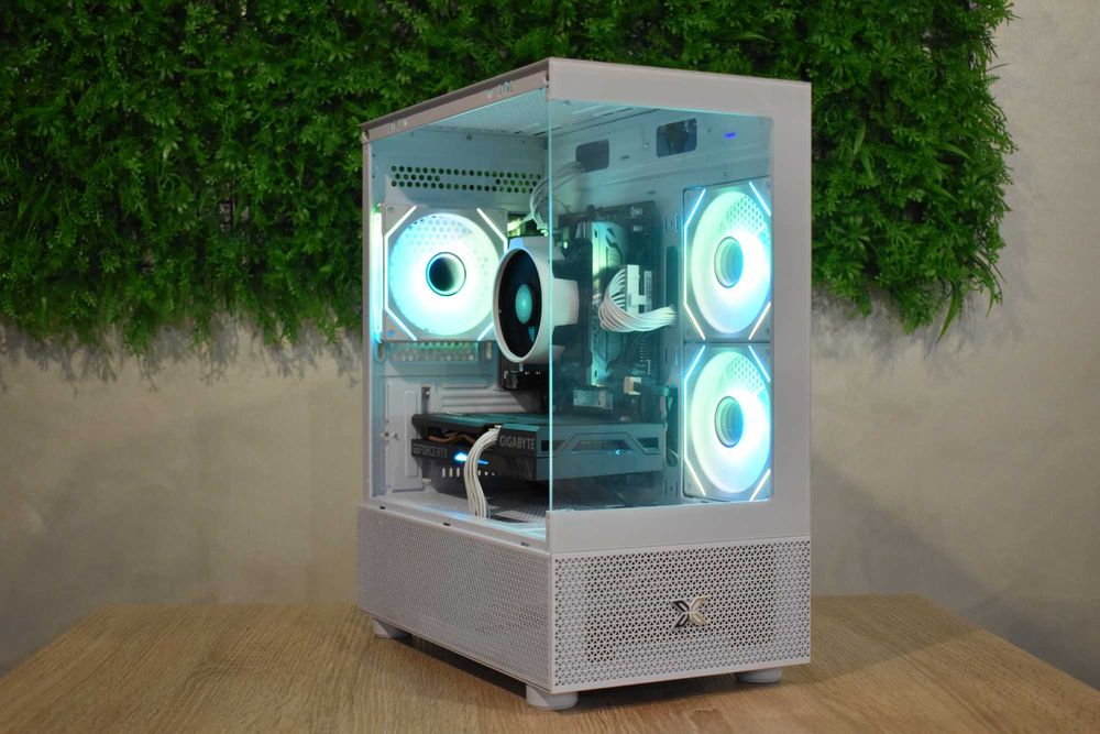 Геймърски Компютър Ryzen 5 5600 | RTX 3060TI | 16GB RAM | 256GB Ssd |