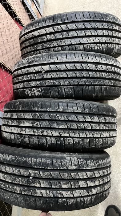 Продам диски с резиной на BMW