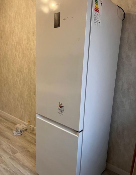 Продам холодильник Samsung