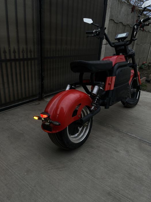 Scuter electric ESOMOTO