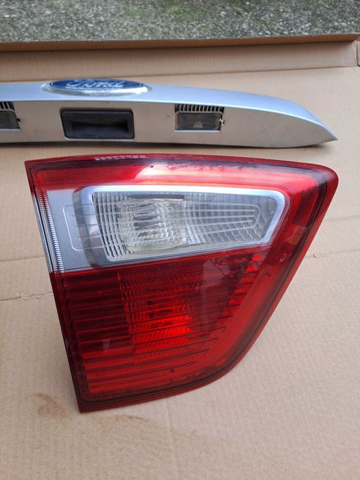 Лайсна,задна чистачка и задно стъкло FORD Cmax