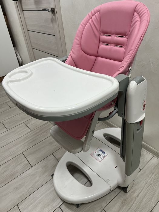 Продам детский стульчик для кормления.