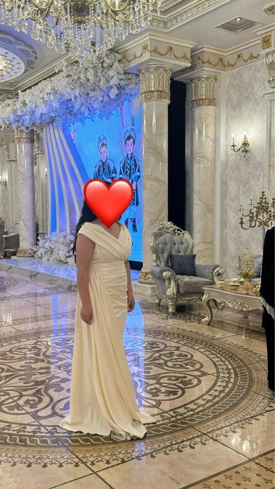 Вечернее платье