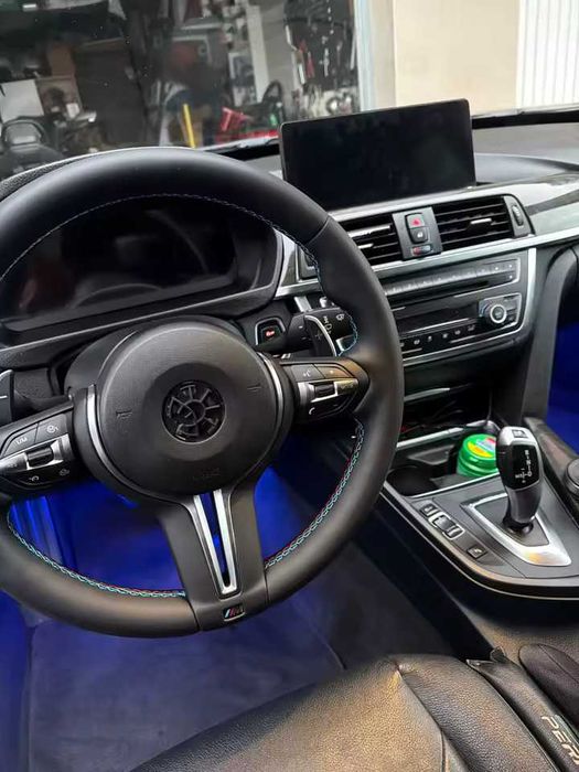 Нов кожен спортен волан за BMW (М пакет / Flat Bottom)