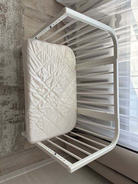 Продам кроватку