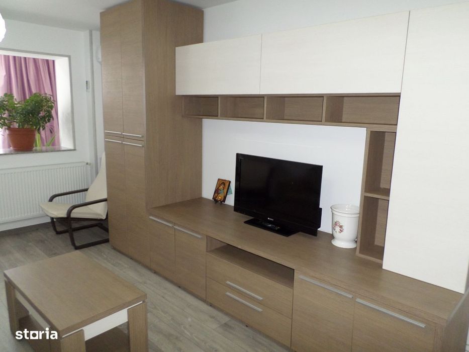 Apartament 3 camere de inchiriat in Ploiesti, zona 9 Mai