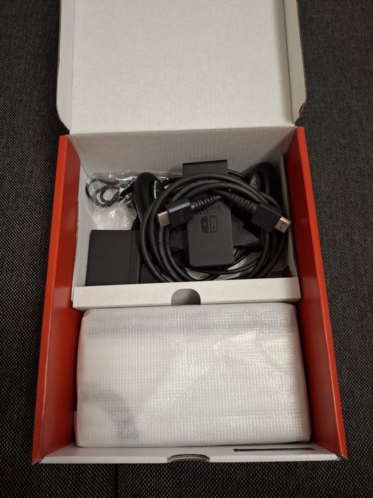 Nintendo Switch OLED ca nou