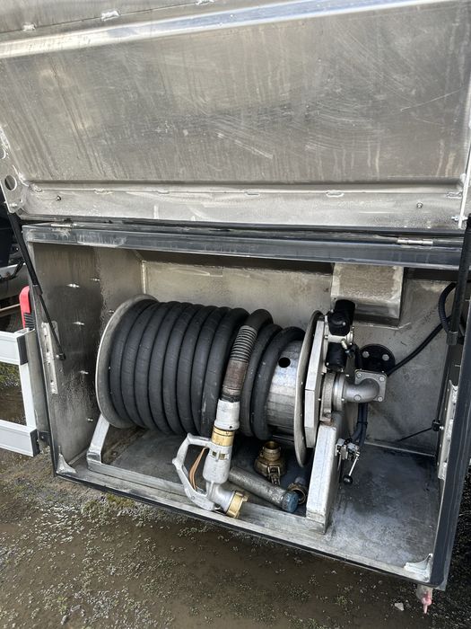 Kassbohrer STB - Cisterna ADR - Produse Petroliere - 4 compartimente