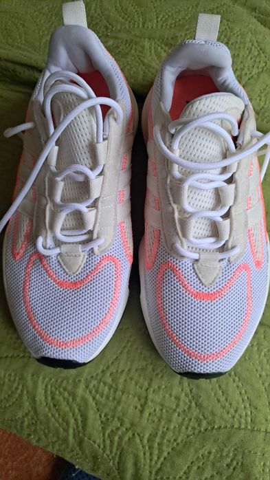 Нови Adidas 40 номер