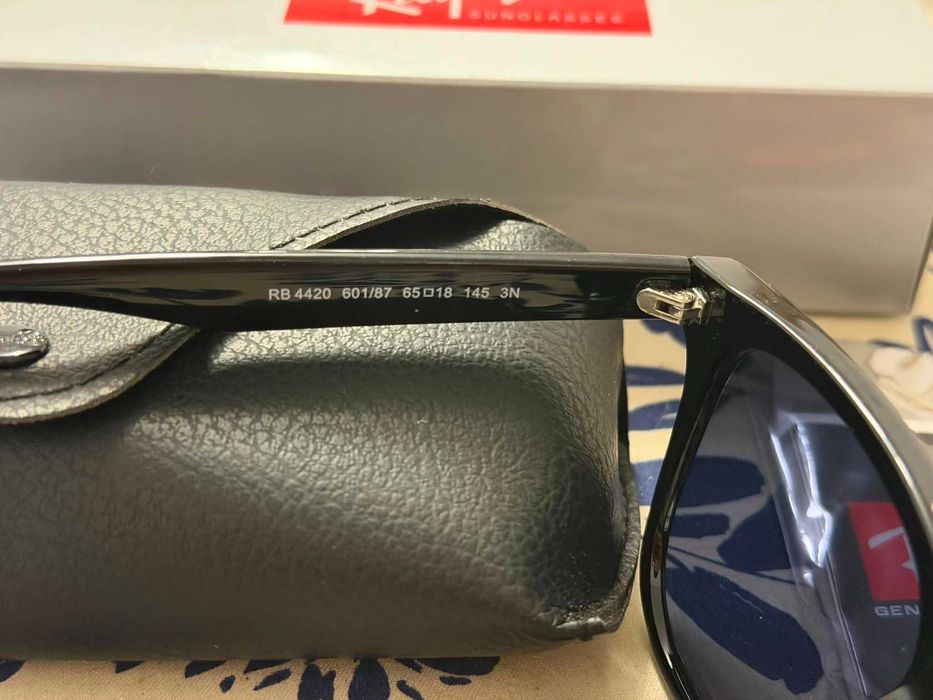 Ochelari de soare Ray-Ban RB4420 601/87