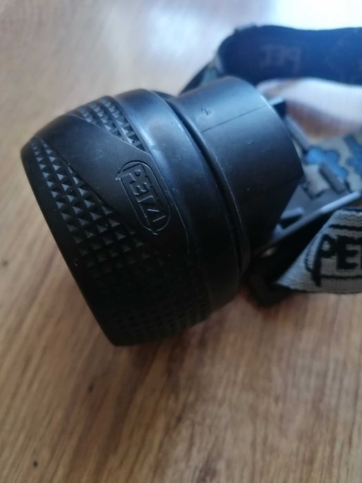 Frontala Petzl lanterna munte excursii drumetii