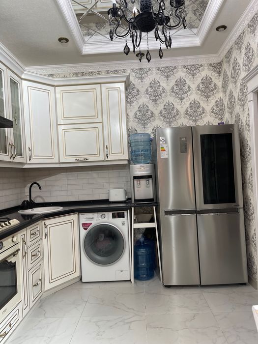 Продаётся квартира в новостройке, 3-х комнатная в Яккасарайском районе