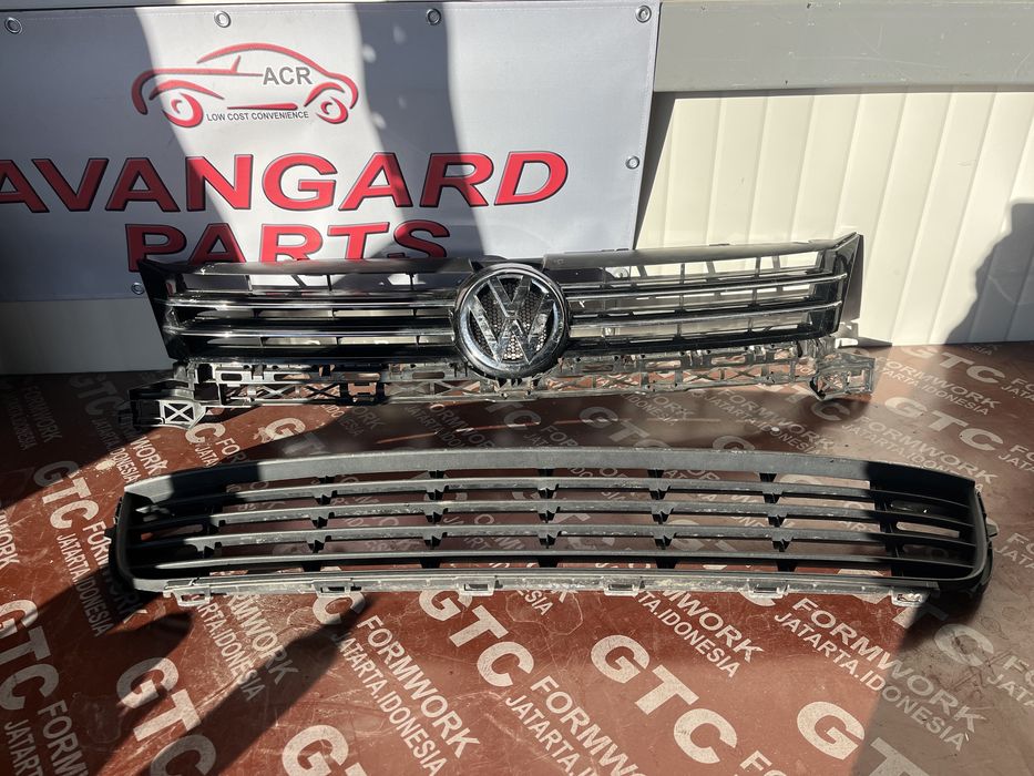 Решетка VW Tiguan 2010-