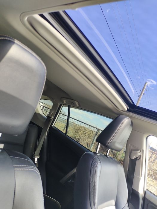 Тойота Рав 4 только продажа