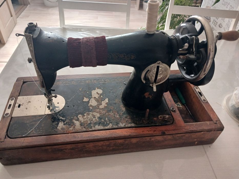 Швейная машина б/у