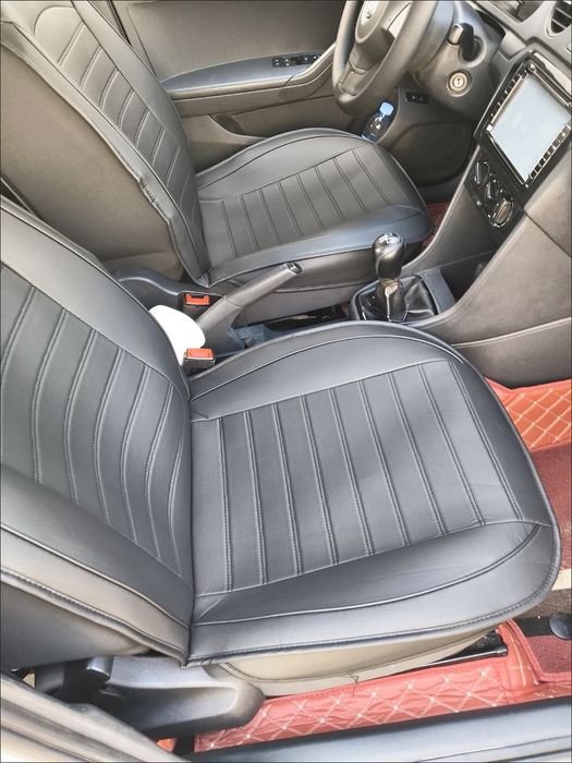 Чехлы в салон автомобиля