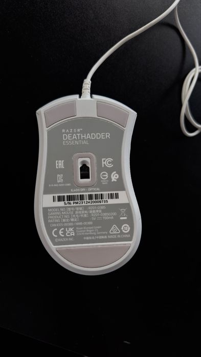 Геймърска мишка Razer DeathAdder Essential | Бяла | 6400 DPI | С кутия